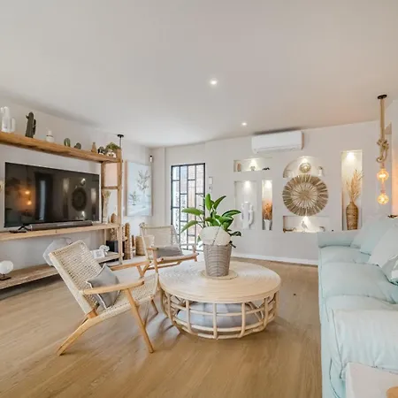 Oceania Private Pool Garden *