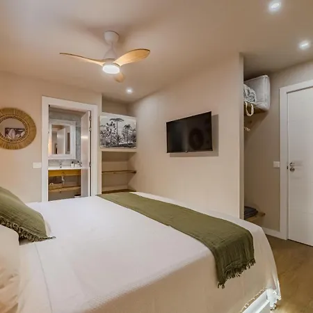 Oceania Private Pool Garden